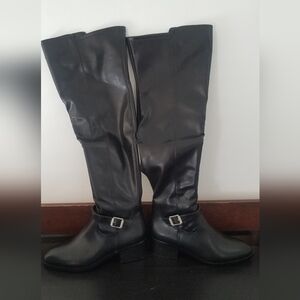 Black Knee-High Boots With Buckle Detail- NEW
